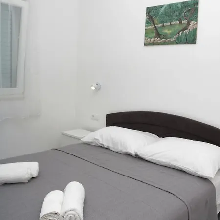 Apartment Eni